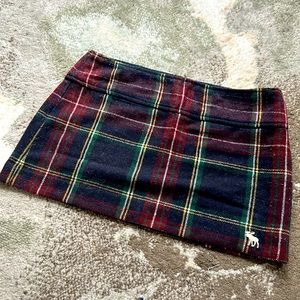 A & F mini skirt